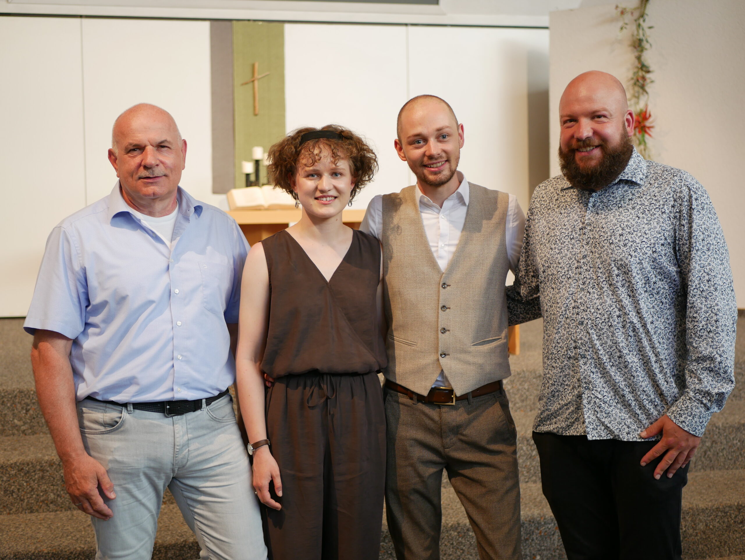 Gruppenbild von 4 Personen zur Ordination